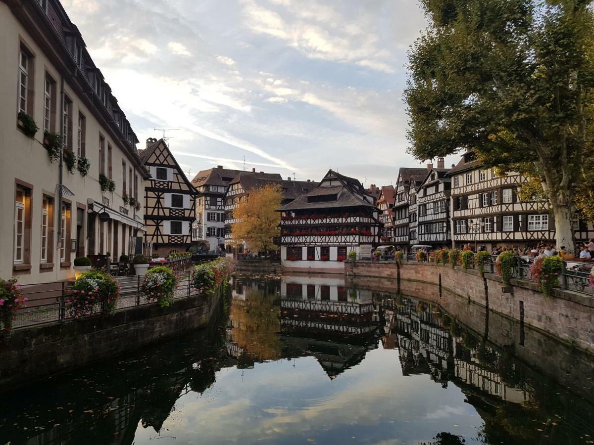 L'Eurosebastopol Straßburg Exterior foto